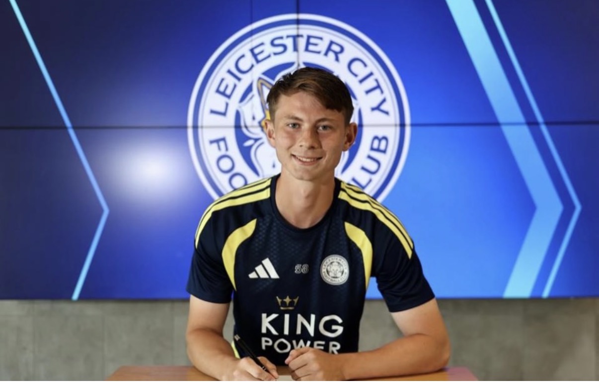 Will Daniels signing for Leicester City