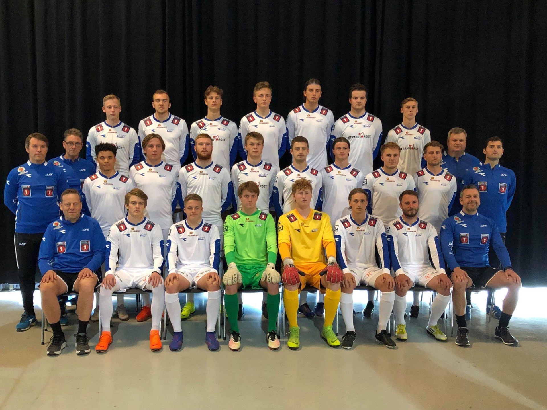 Academy Insider players lined up in the Lillehammer FK dressing room